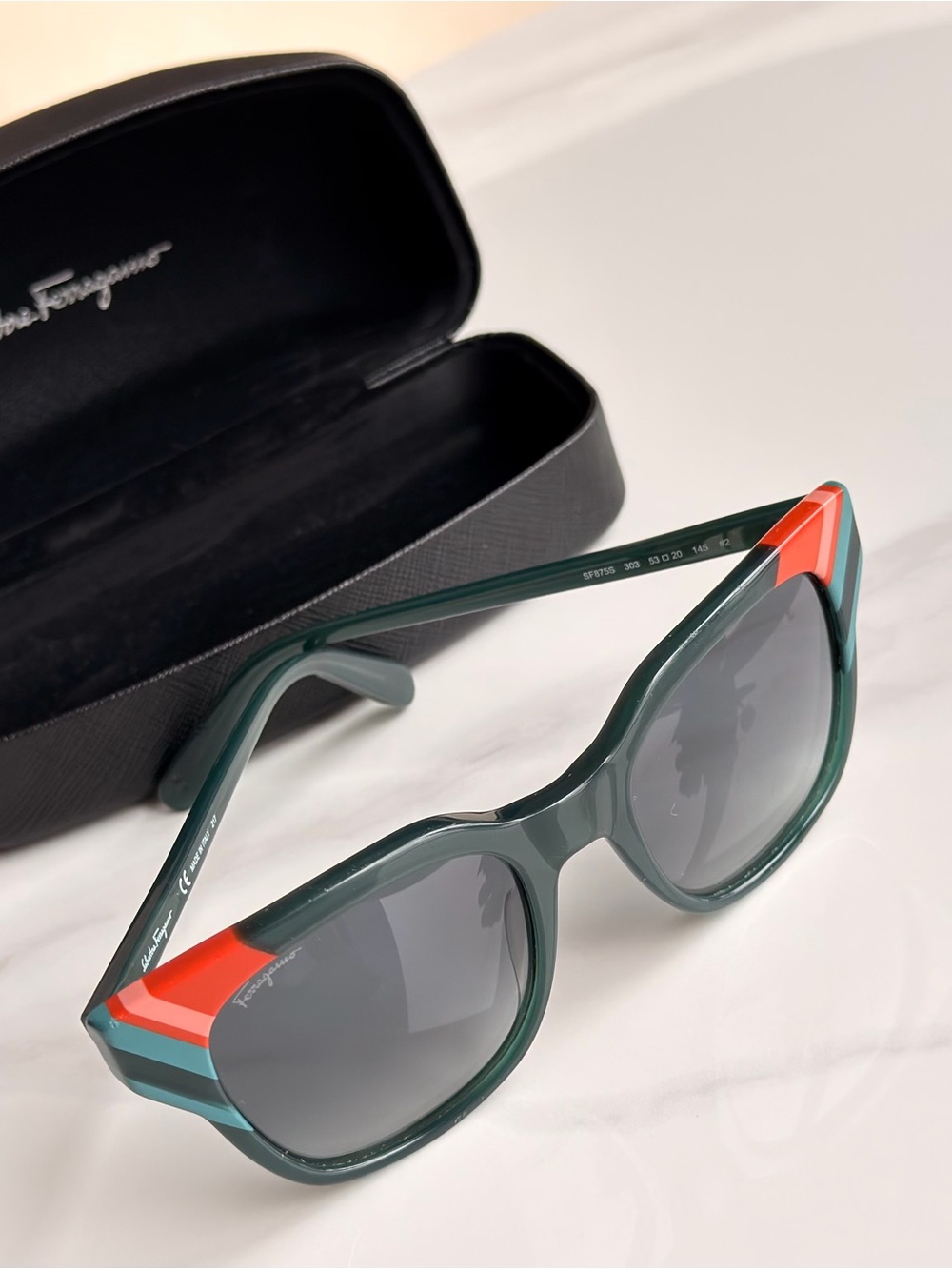 Authentic Salvatore Ferragamo SF875S Designer Sunglasses